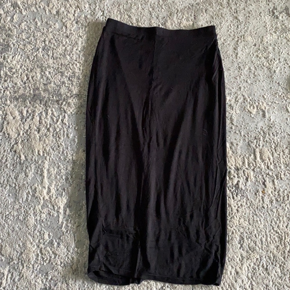 Black skirt. Extra small.